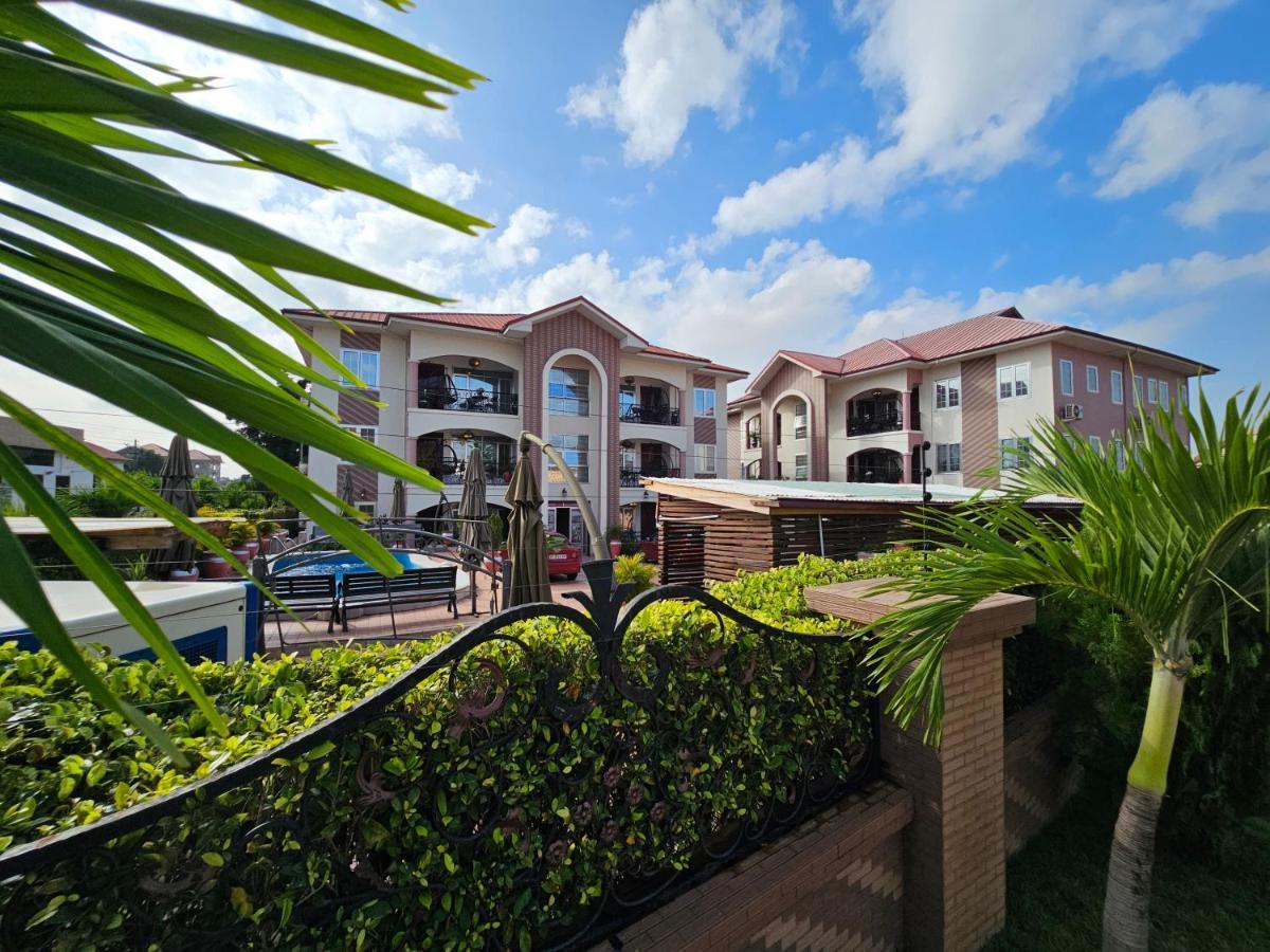 Ibranad Apartments Acra Exterior foto